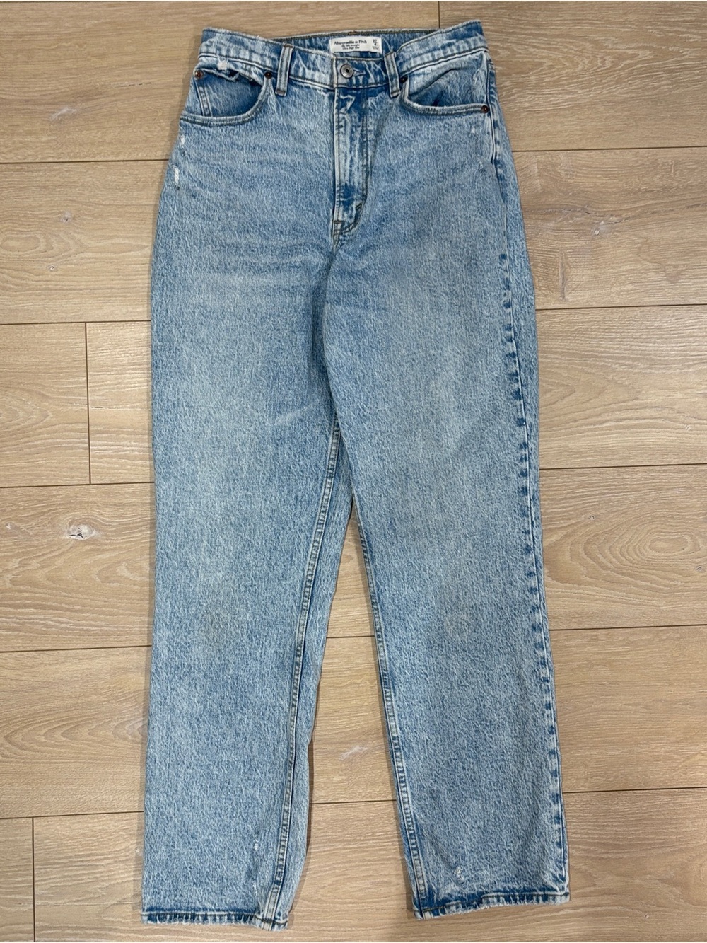Abercrombie & Fitch Curve Love The 90s Straight Ultra High Rise Jeans 27 / 4R